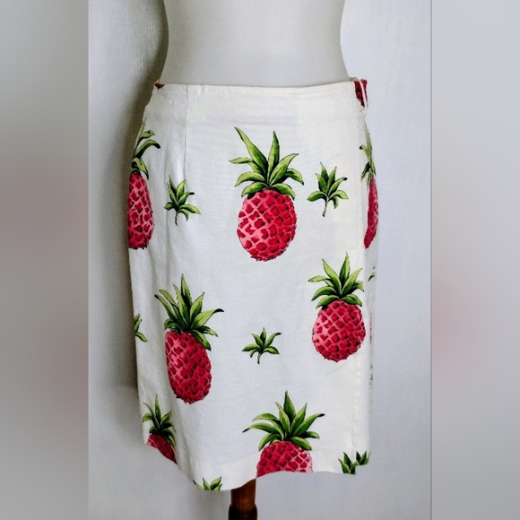 ROSY RED PINEAPPLE SKIRT - Picture 2 of 7